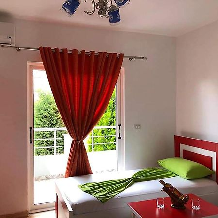 Vila Ahmeti Саранда Экстерьер фото