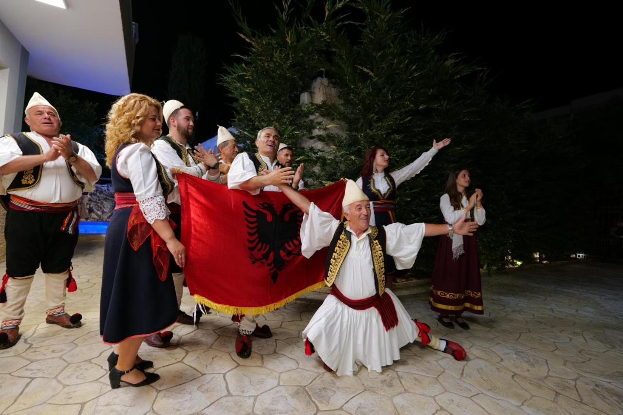 Vila Ahmeti Саранда Экстерьер фото